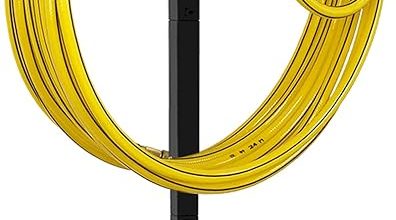 Freestanding garden hose holder