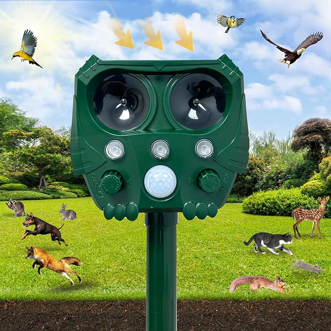 2024 Solar Ultrasonic Animal Repeller Outdoor